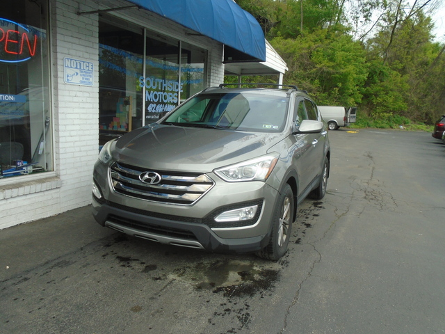 #RentToOwn with #NoCreditCheck! 2014 #Hyundai Santa Fe Sport. All-wheel drive on alloy wheels with remote start! southsidemotorspgh.com/inventory