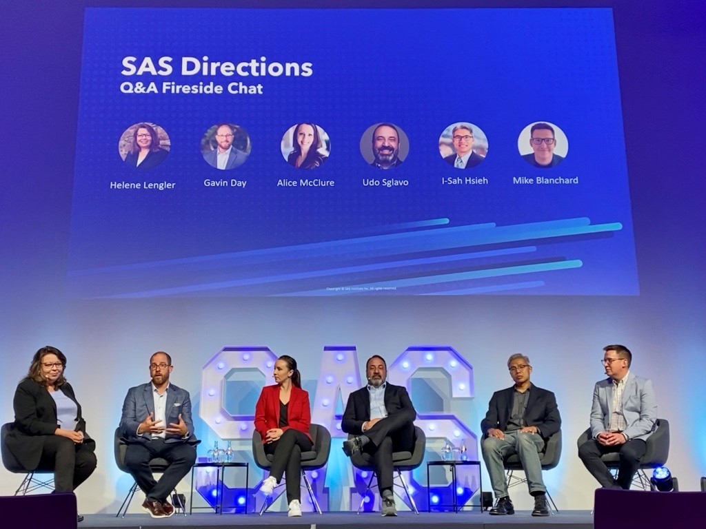 #SASInnovate on the road! In Frankfurt, SAS' I-Sah Hsieh stressed why #DEI is key to ethics, “One of the first things we can do, maybe not the easiest, but we can start by making our teams more diverse. We’ve been very intentional about doing that at SAS.” 2.sas.com/6019OmBzc