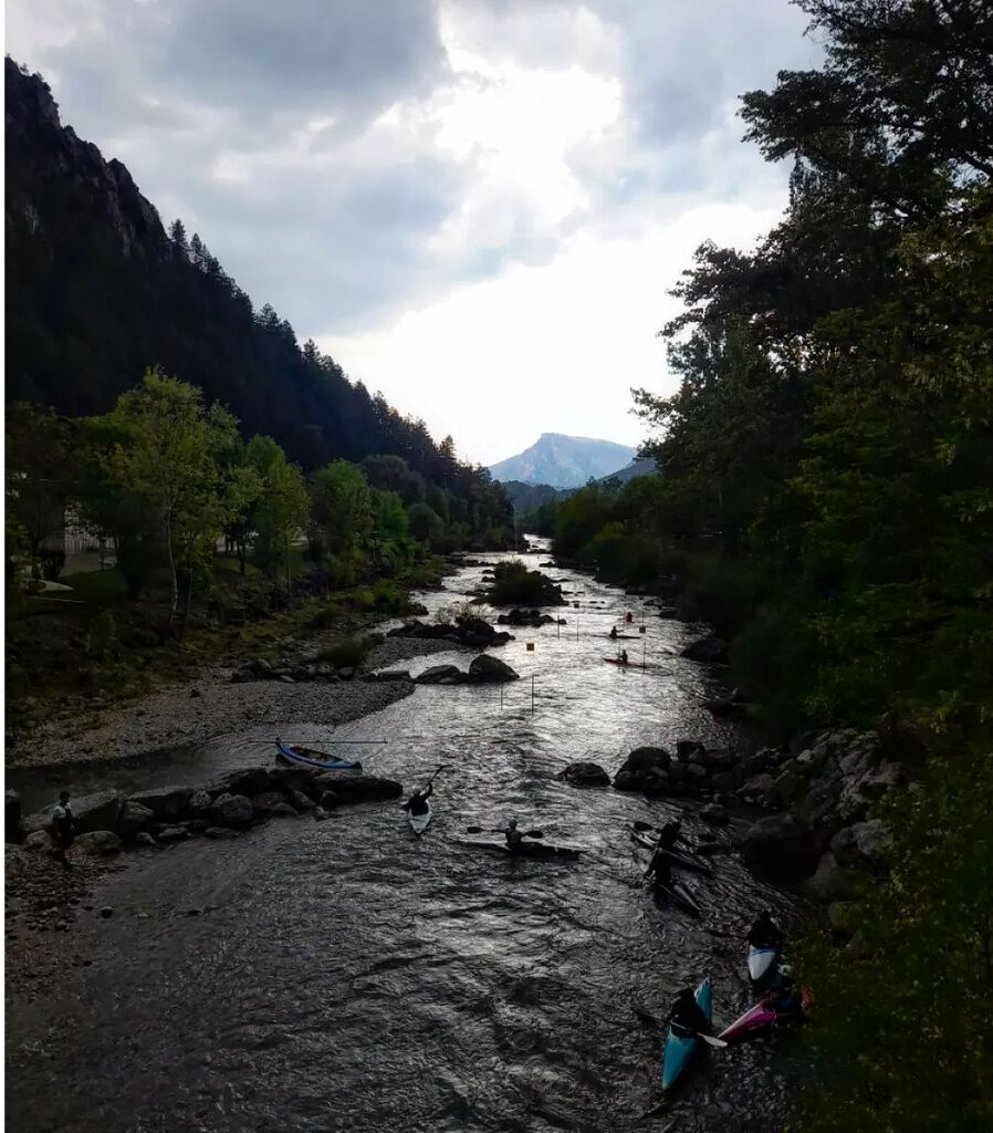 Literally ten seconds after I took this the thunderstorm proper started and I'm still huddled under the bridge waiting for it to stop. Would not want to be up a mountain in this... instagr.am/p/Cslx-LxsGkr/
