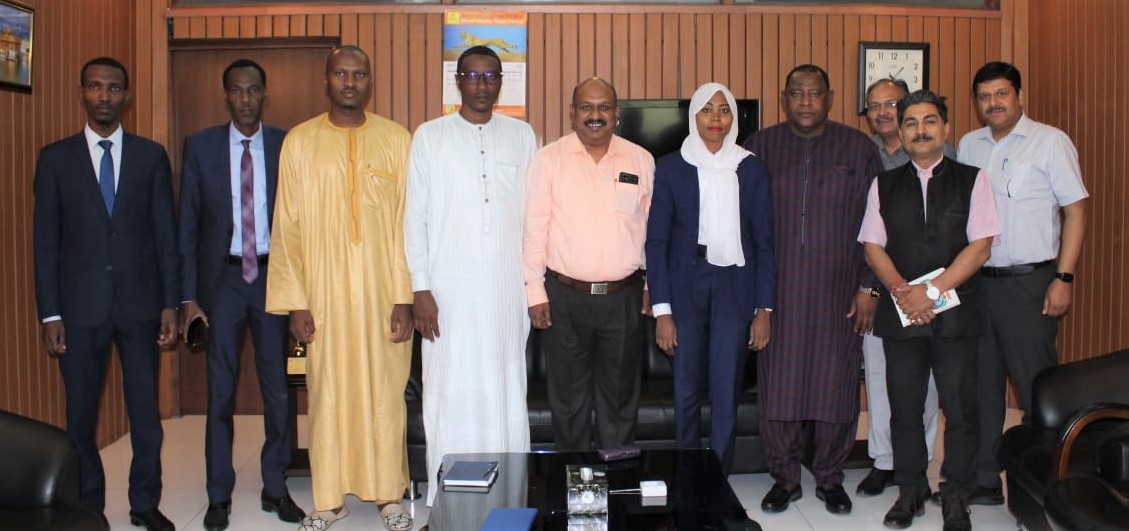 aigetoachq's tweet photo. Mr. ABEDELAZIZ MAHAMAT ALL, Telecommunications and Digital Economy Advisor to the Prime Minister of Republic of CHAD along with  other dignitaries visited #BSNL Chandigarh, for having an overview of  the indigenous 4G technology stack of C-DOT/TCS. The delegation visited various locations where RAN and Other core equipment were installed.
The delegation was welcomed by Sh. @AjayKararha ji, CGMT @BSNL_PB  Telecom Circle 
It is indeed a proud moment for #BSNL that Other countries are also showing interest in our #स्वनिर्मित_स्वदेशी_4G
@PMOIndia
@AshwiniVaishnaw
@devusinh
@BMSkendra
@CMDBSNL
@arvind9963
@gsbteubsnl
@deependraparmal
#स्वनिर्मित_स्वदेशी_4G
#BSNL4G