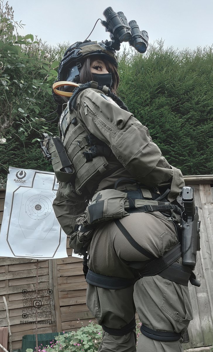 Sussy 🔞 on Twitter: "RT @CosDestiny: IM NOT ready in 2day's TWt"