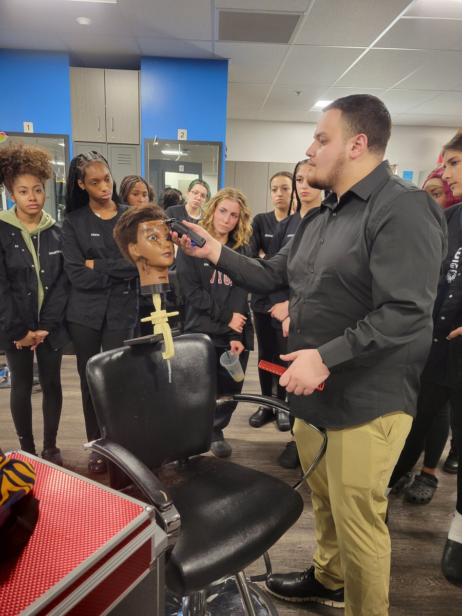 Maryanne Hummell tweet media