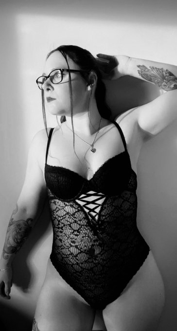 Bient&ocirc;t 700 m&eacute;dias et si peu qui en profitent! C&rsquo;est d&eacute;motivant!  Go👉🏻 https://t.co/unxjRlm4PY https://t<a href="/tag/boobs"class="tags"><span>#boobs</span></a><a href="/tag/danceboobs"class="tags"><span>#danceboobs</span></a>