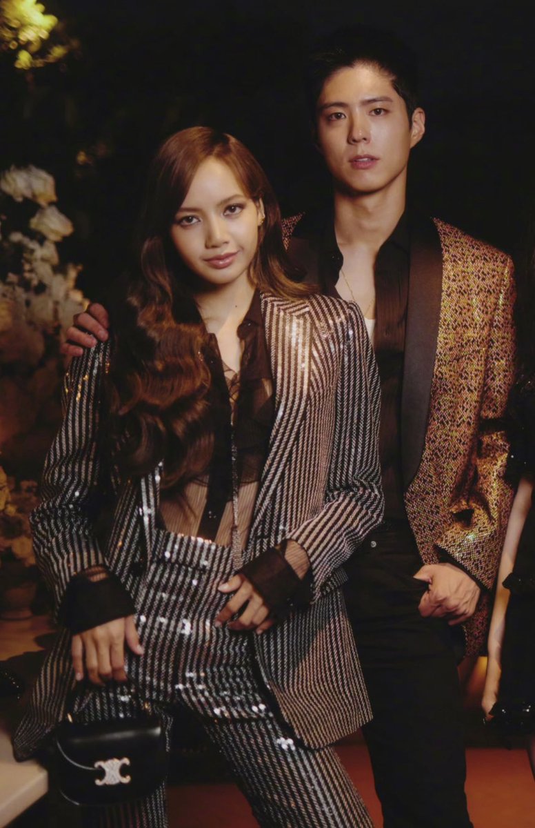 LISANATIONS_'s tweet photo. #LISA and Park Bogum ✨ https://t.co/k2p4QJLJsY