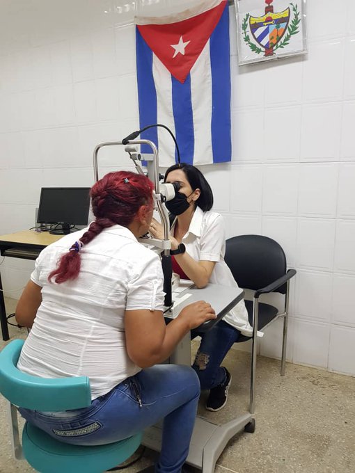Cuba y Venezuela pueblos hermanos, luchando por la justicia social. #60AñosSalvandoVidas #CubaPorLaVida <a href="/cubacooperaven/">Brigada Médica Cubana en Venezuela</a> <a href="/MINSAPCuba/">Ministerio de Salud Pública de Cuba</a> <a href="/japortalmiranda/">José Angel Portal Miranda</a> @CubCooperaVeGua <a href="/cooperaapu/">Misión Médica Estado Apure</a>