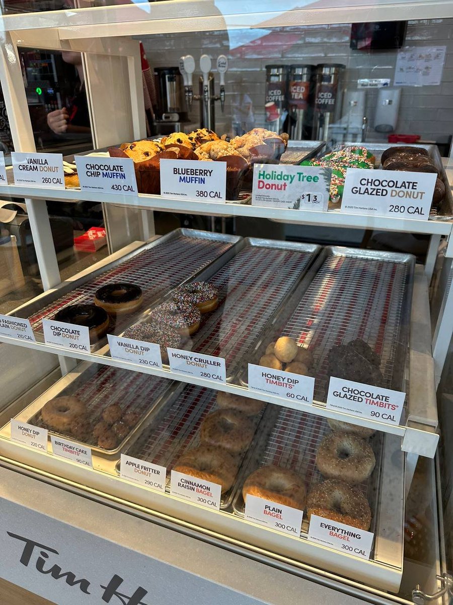 dicky_098's tweet image. Haha, late again?