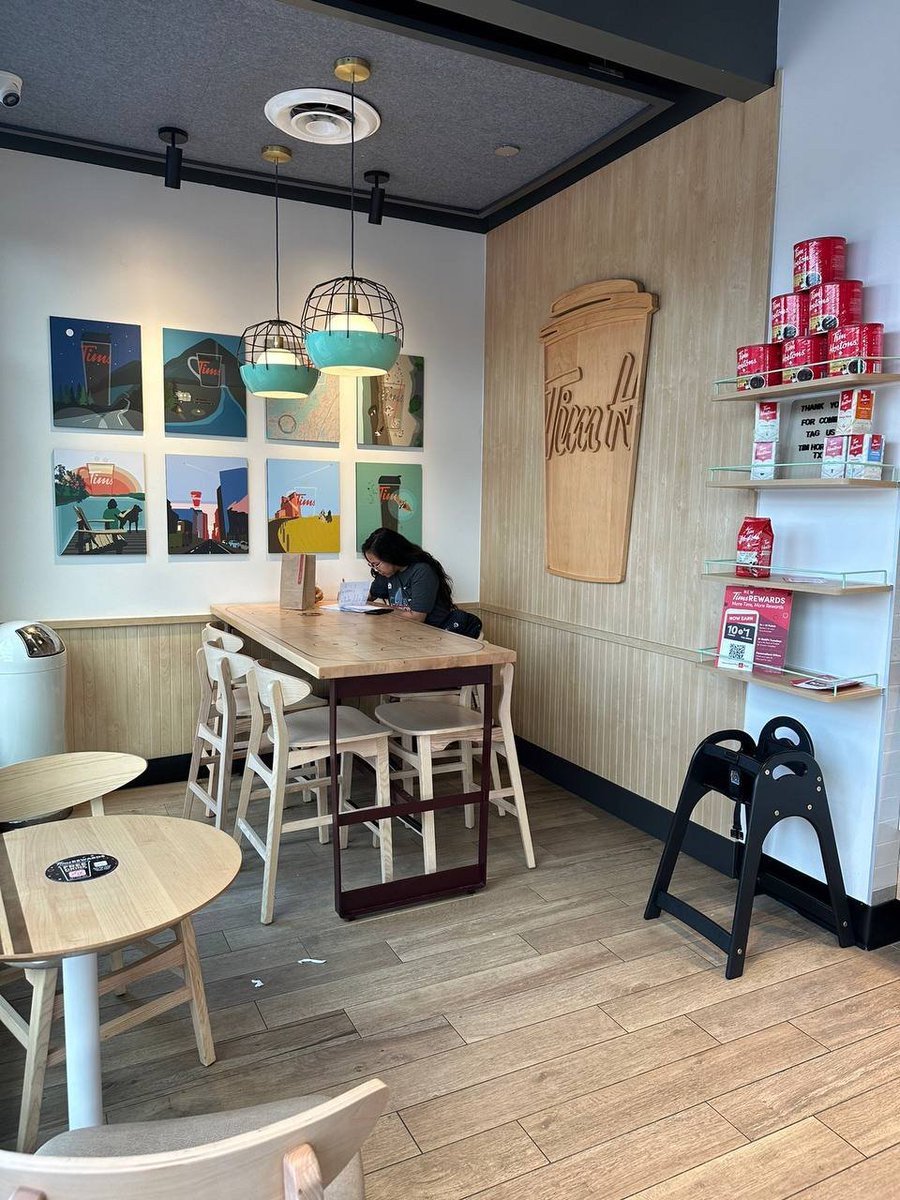 dicky_098's tweet image. Haha, late again?