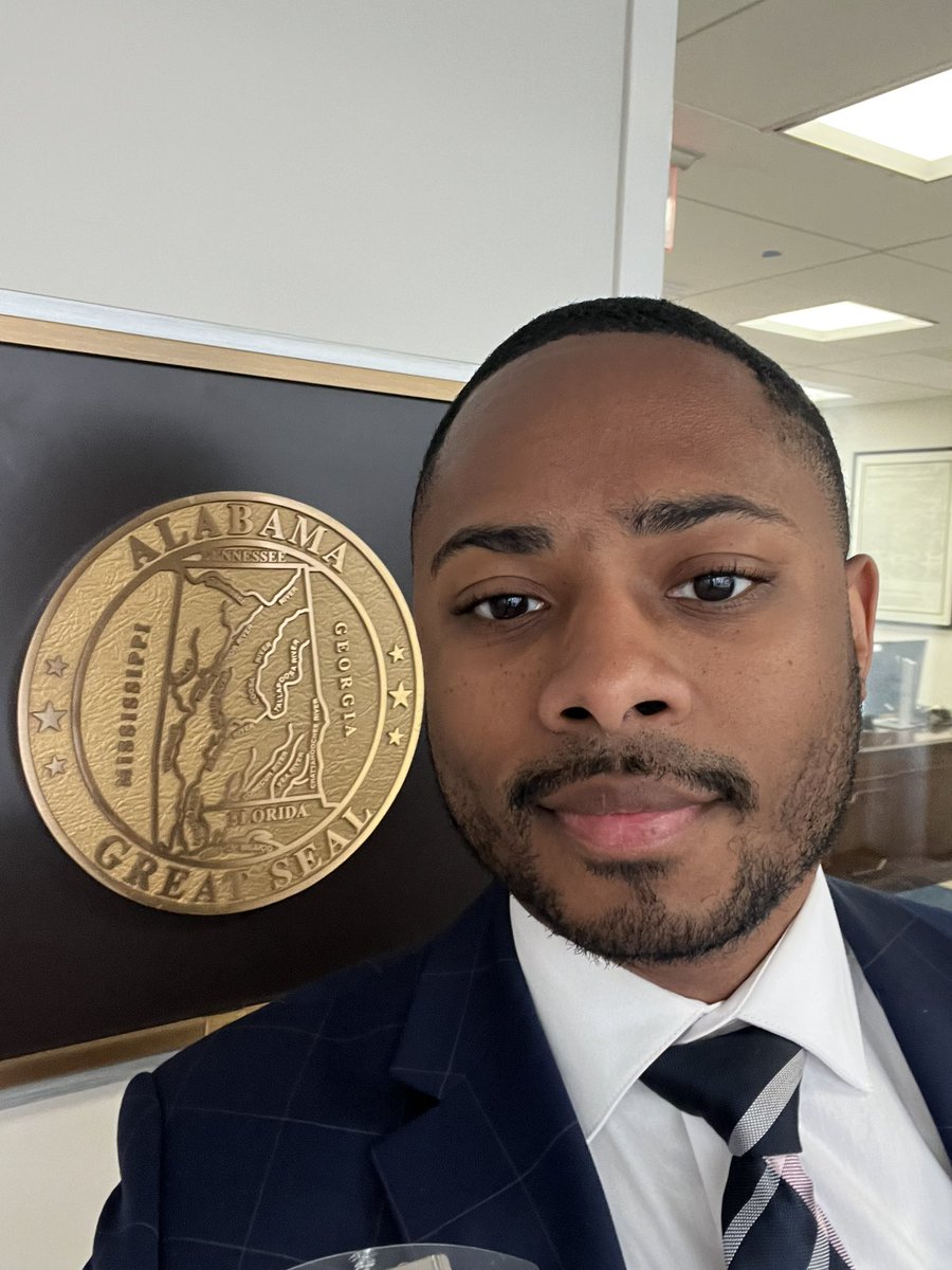ZacharyBWhiteII's tweet image. Here in DC for #ASTROAdvocacy Day! Joined @ASTRO_org #radoncs to tell Congress:
1. #StopTheCuts to Medicare
2. #FixPriorAuth
3. Increase $$ for #cancer research @NIH @theNCI @ARPA_H
@CancerAdvocacy #CancerSurvivorship