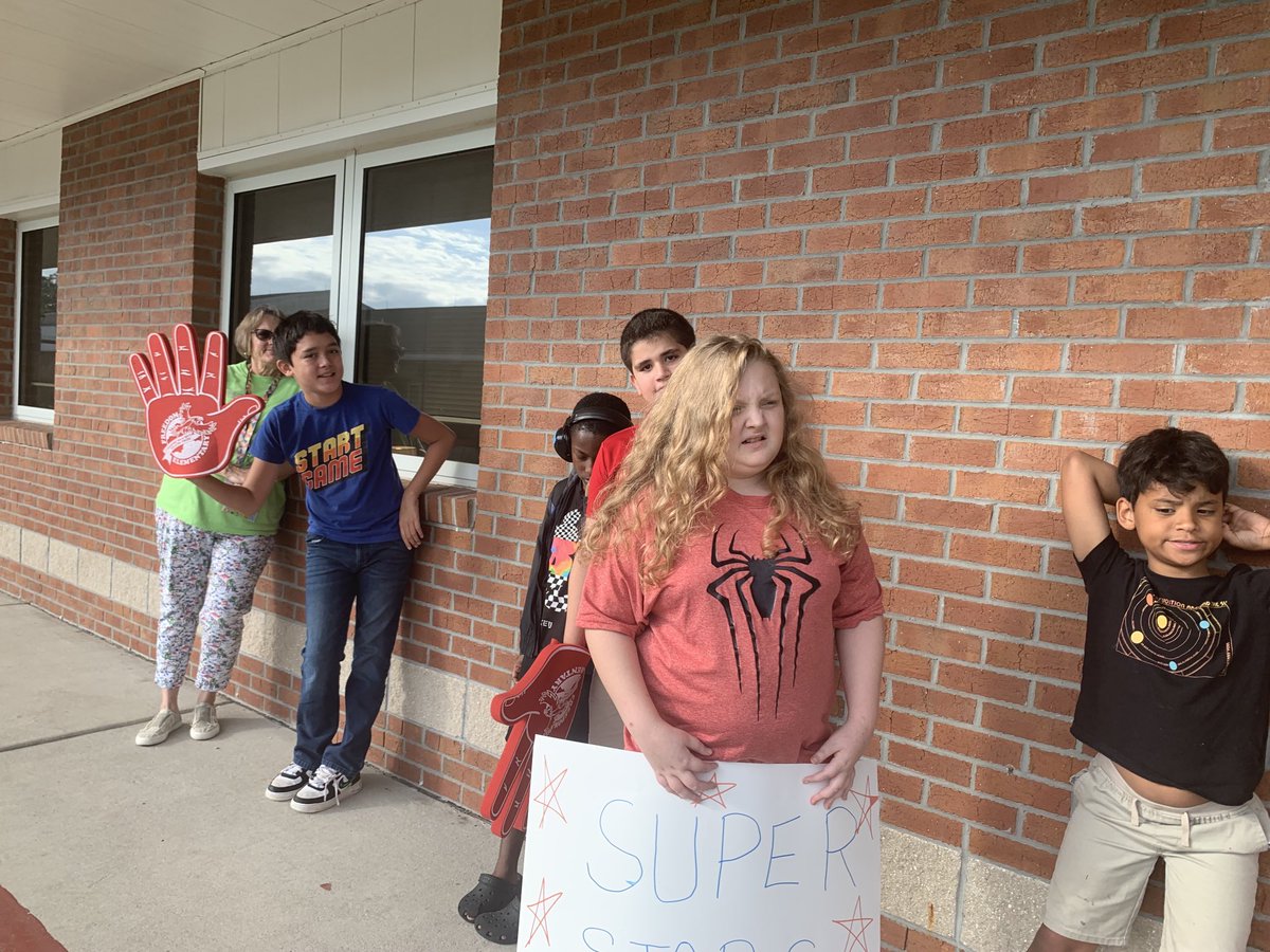 GoodwinGMS's tweet photo. My class was so excited to attend their first Senior Clap Out #Freedom Falcons. Congratulations to all of our returning seniors on your graduation. https://t.co/susP2n06QQ