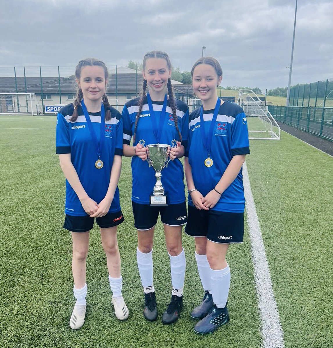 Congratulations to Hanover girls Zoe Burn, Emily Adamson, Keeley Telford and their Portadown College teammates who won the Electric Ireland 7-a-side Schools Cup 👏🏻⚽️🏆 great achievement girls and coaches, well done 💙