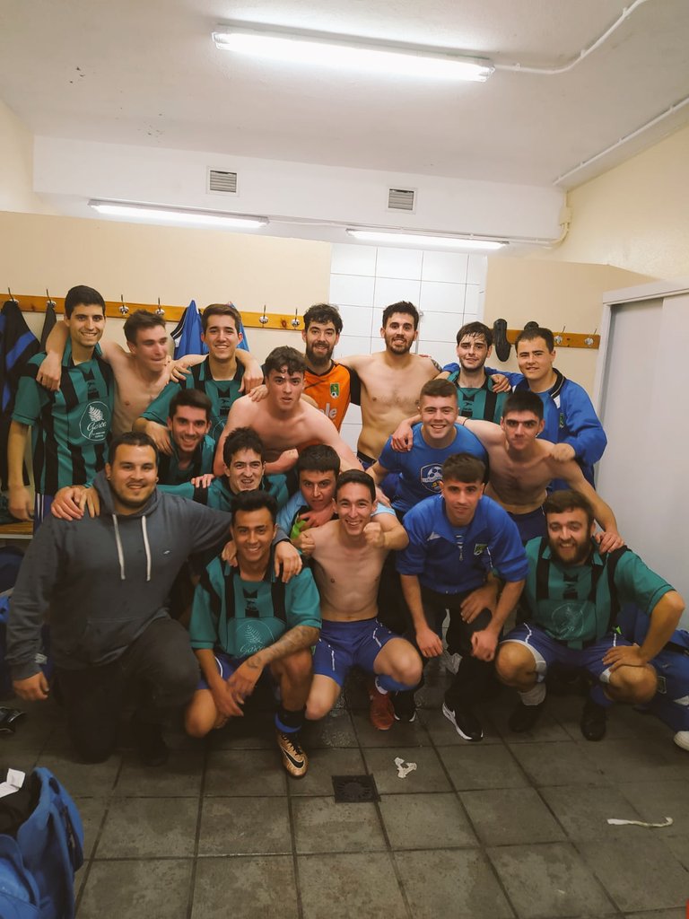 | EMAITZAK

Asteburuan jokatutako partiden emaitzak eta denboraldiko azkena.

#AupaIkas🔵🔵