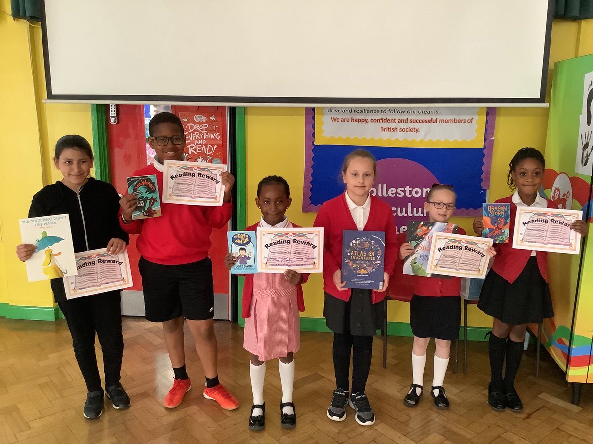 MissFPatelRPS's tweet photo. Well done to all our reading superstars!! I hope you enjoy your new book. #ReadingatRolleston @RollestonPri @DwayneToon @MrDurkinRPS https://t.co/jreQBKnQqF