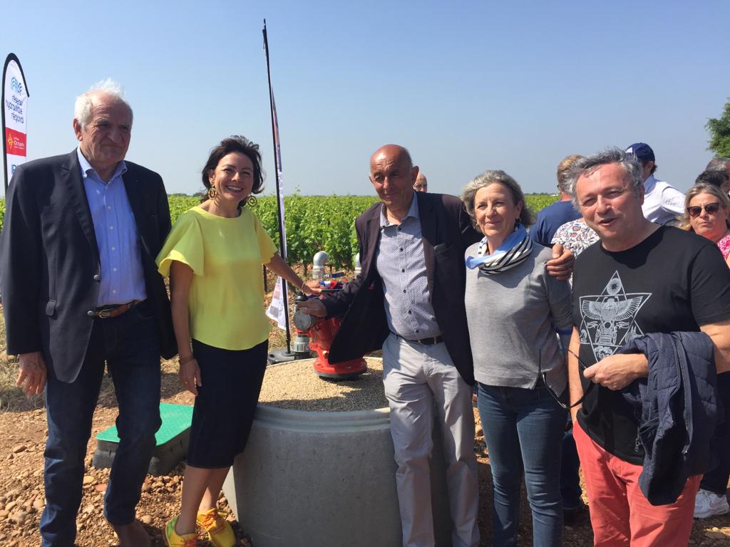 L'EAU C'EST LA VIE Bravo à la Région @Occitanie, @BRLGroupe, le département du @Gard et la profession agricole pour leur concertation afin d'amener l'eau à des vignerons qui l'utiliseront pour produire du vin de qualité 🍇 #eau #irrigation #gard #viticulture