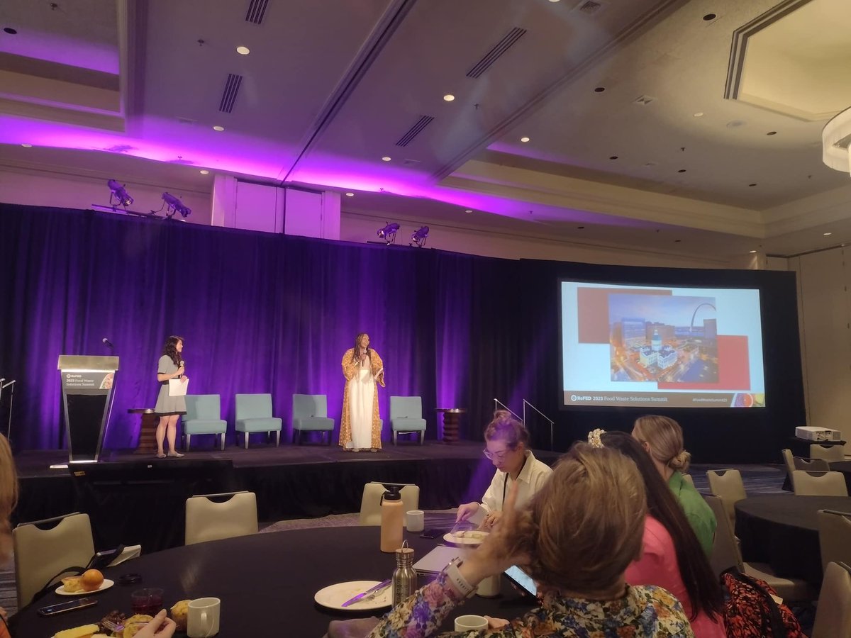 _compostcrew's tweet image. Last Tuesday, Compost Crew went out to St. Louis for the @ReFED #FoodWasteSummit2023 
We visited local food systems during field trips, got the chance to learn from dozens of influential speakers, watched documentary screenings and even took part in a scavenger hunt!

 #ReFED