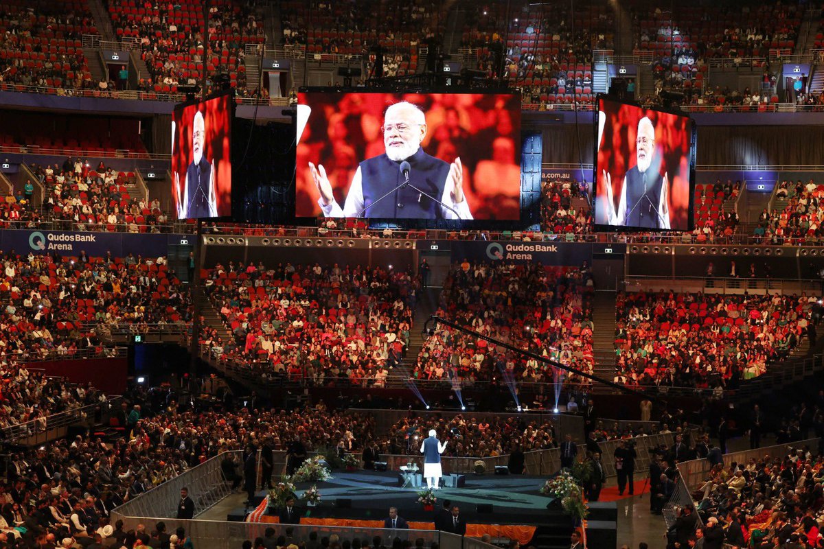 DarshanaJardosh's tweet image. 𝓜𝓸𝓭𝓲 𝓜𝓪𝓰𝓲𝓬 𝓲𝓷 𝓐𝓾𝓼𝓽𝓻𝓪𝓵𝓲𝓪 ✨🇮🇳🤝🇦🇺

#ModiInAustralia