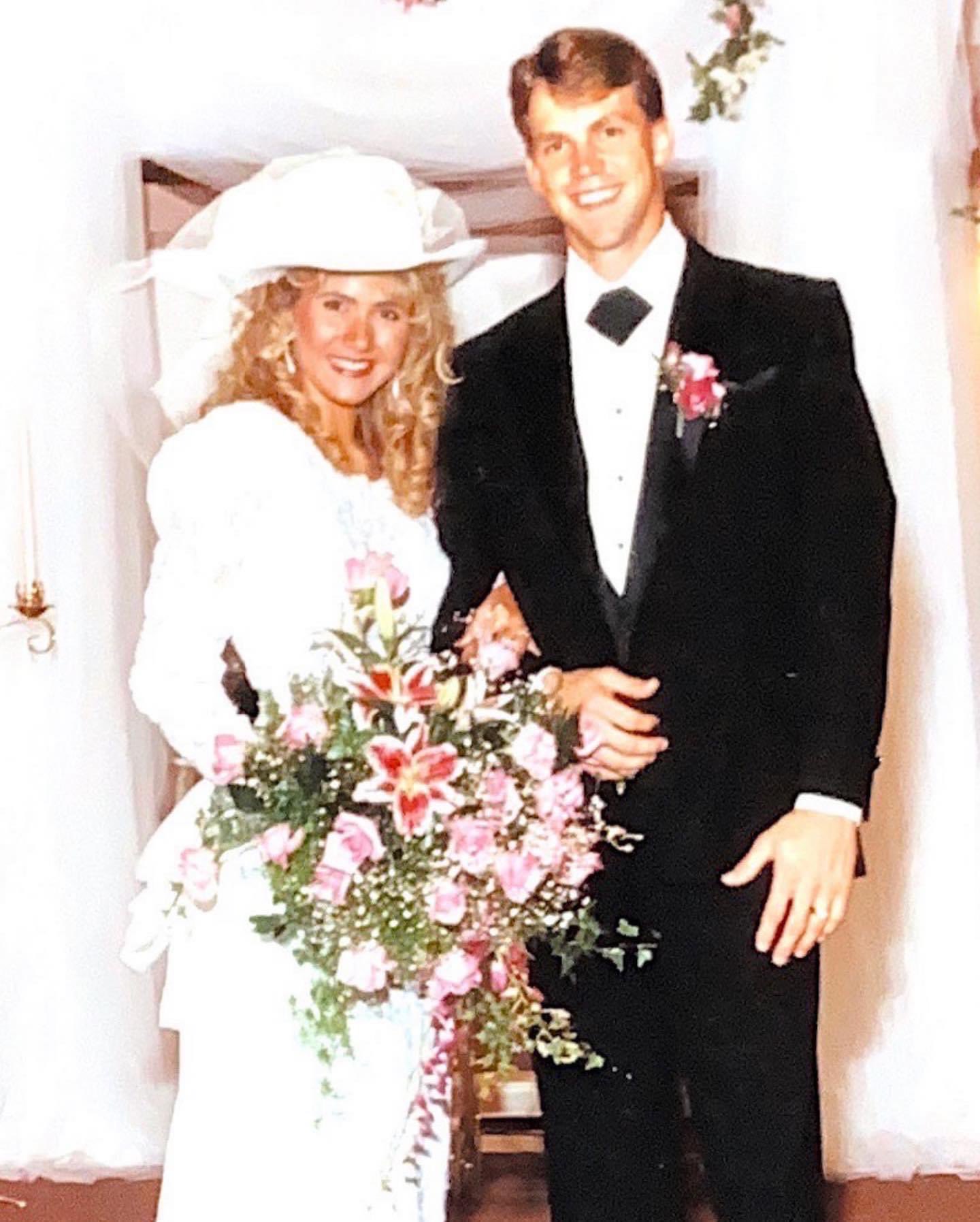 Kristi Noem on Twitter "Happy 31st Anniversary Bryon!! I sure do love