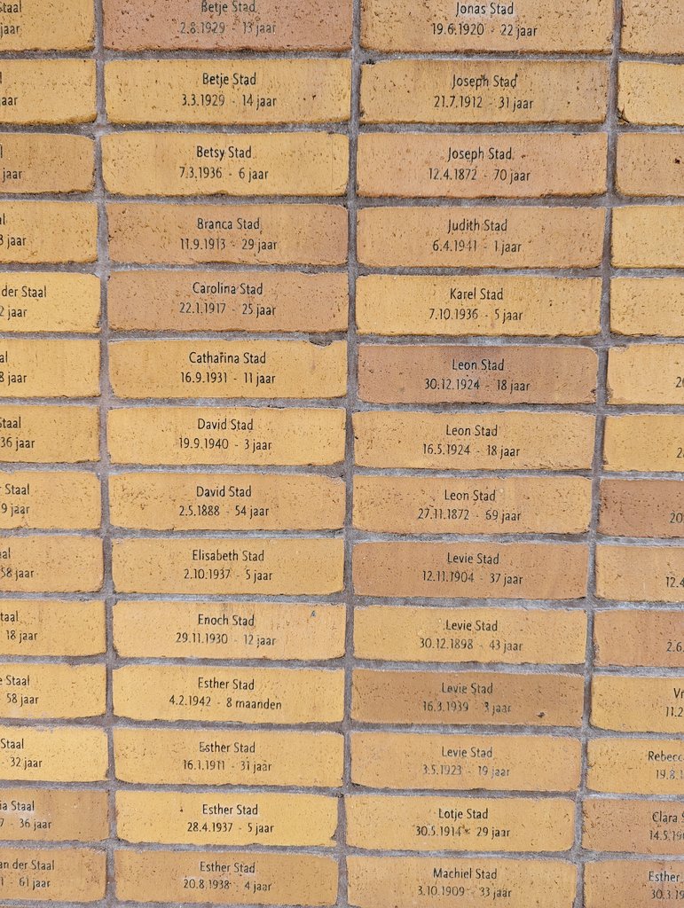 Amazing Day 2 of our Battlefields trip with Removes. Anne Frank House, a canal boat trip and a walk around the poignant and incredibly moving Jewish cultural quarter with its new memorial to victims of the Holocaust.