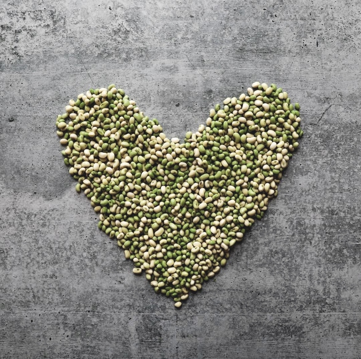 Lucy's Market tweet media