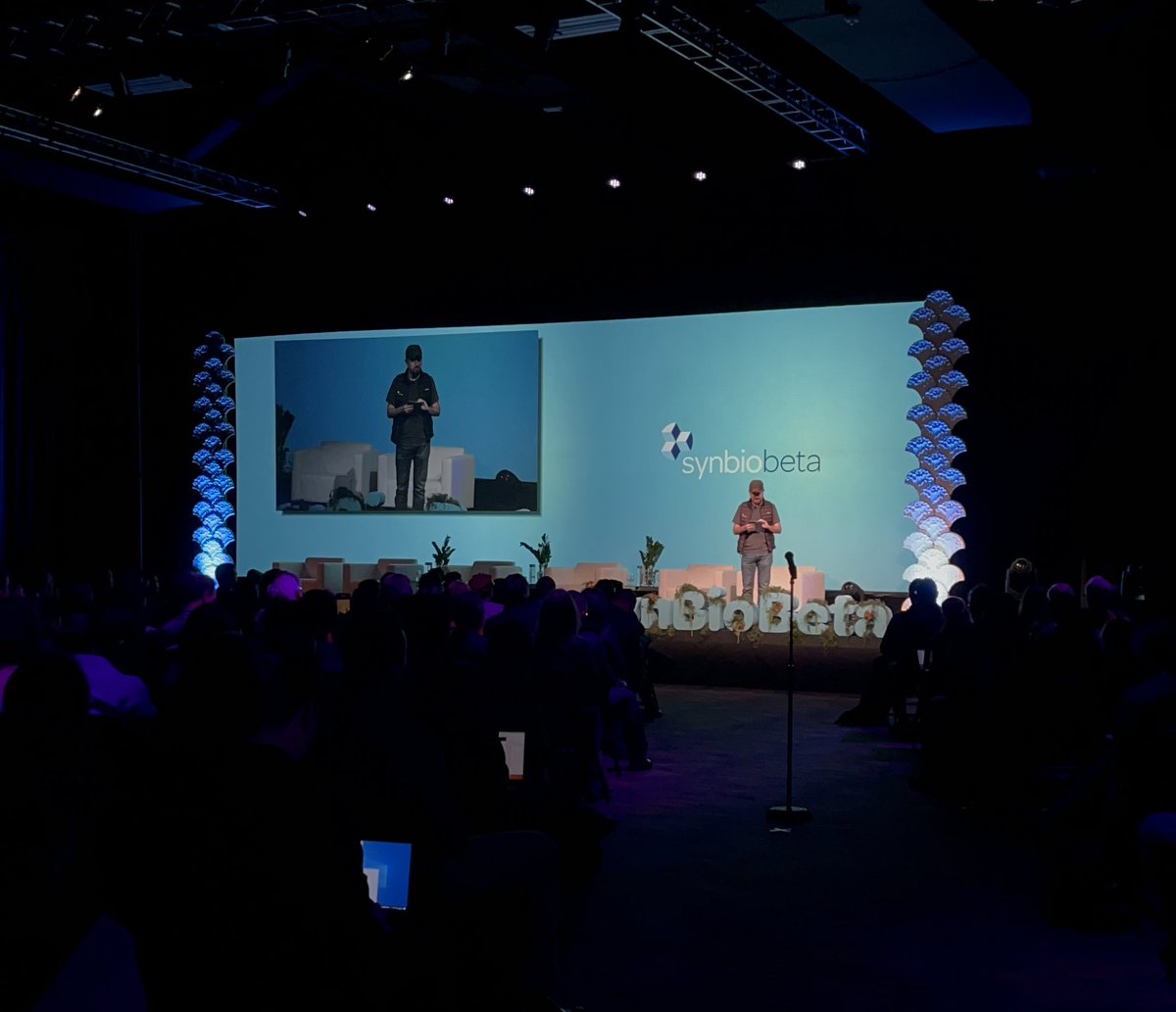 Caaro_Elizondo's tweet image. I am happy to share that this week I am attending #SynBioBeta2023!

I am looking forward to learn about the amazing things that are being done using #SynBio and meet all these amazing people that are changing the world 😍🧬