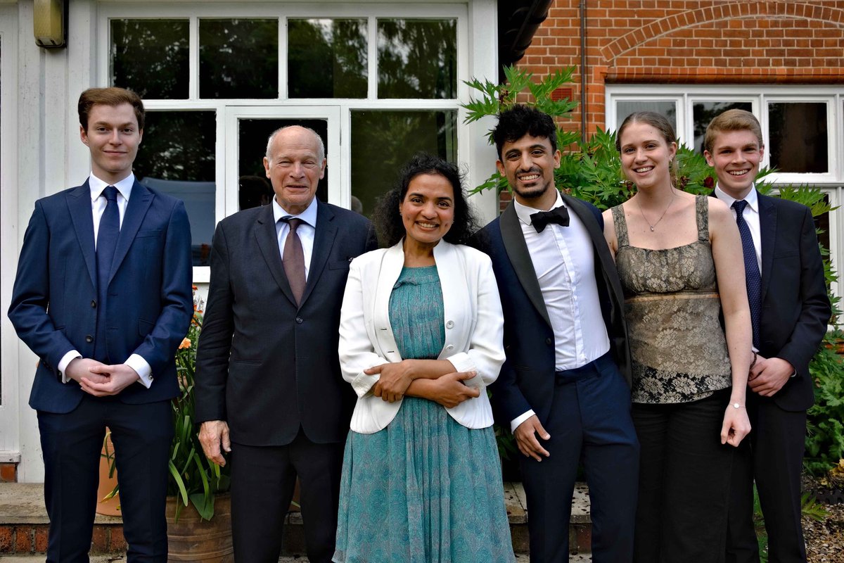 A fabulous evening in conversation with Lord Neuberger at Lucy Cavendish College Politics Society! <a href="/LucyCavColl/">Lucy Cavendish College</a>