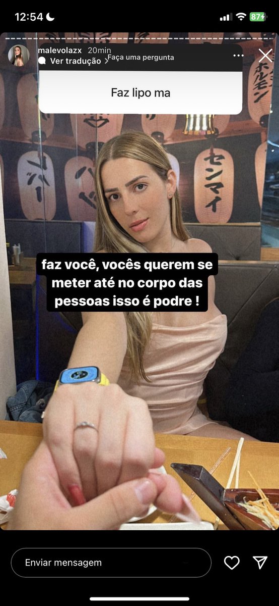flaviaversos's tweet photo. amo tanto a loirinha https://t.co/ooM8EVKbzB