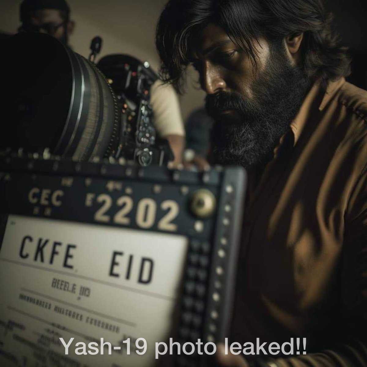 Yash-19 photo leaked!!? #yash #yash19 #kgf #kgf3 
#kgf3update #yash19update #sandalwood #rokingstaryash #thenameisyash #indiancinima #filmupdate #newsguru #newsgurukannada