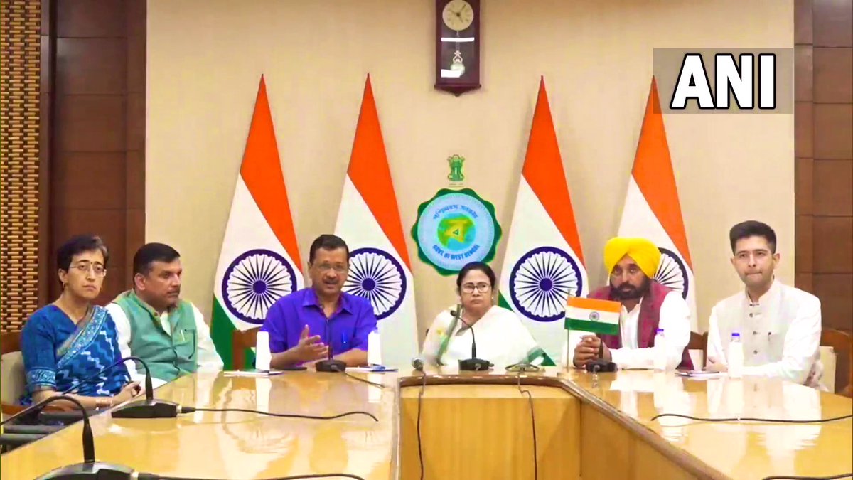 Jas_2101's tweet image. इनकी जीत,  
भारत की हार होगी, 
हमारे भविष्य की हार होगी !

इनकी जीत मोदी की हार नहीं होगी वो तो दुनिया का दिल जीत चुके हैं  🙏❤️😊
#modiistheboss
#Modi4PM2024