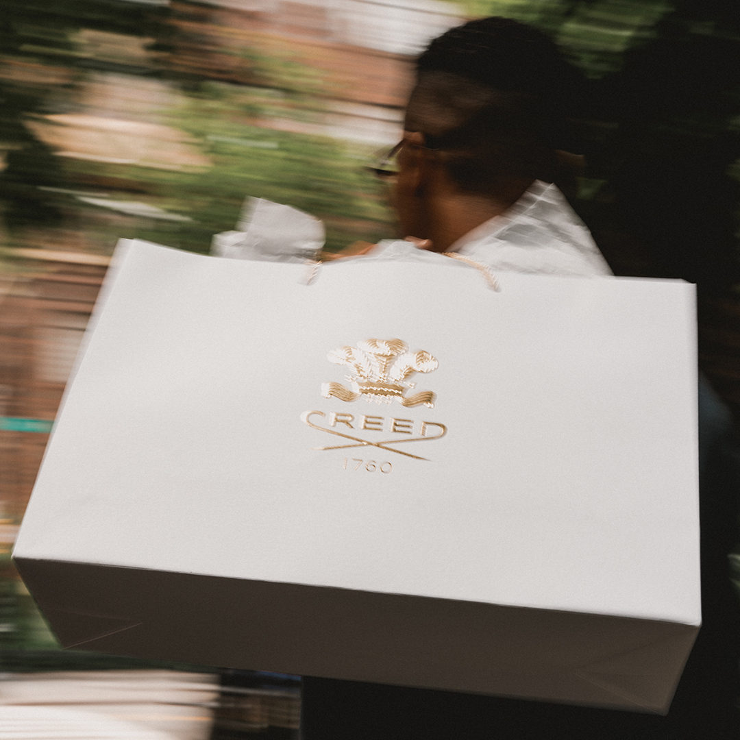 A refreshing twist of bergamot and pineapple fuse together to create the masterful Aventus, the perfect gift for Father's Day.  Click the link to learn more.
#CreedAventus bit.ly/HouseOfCreedAv…