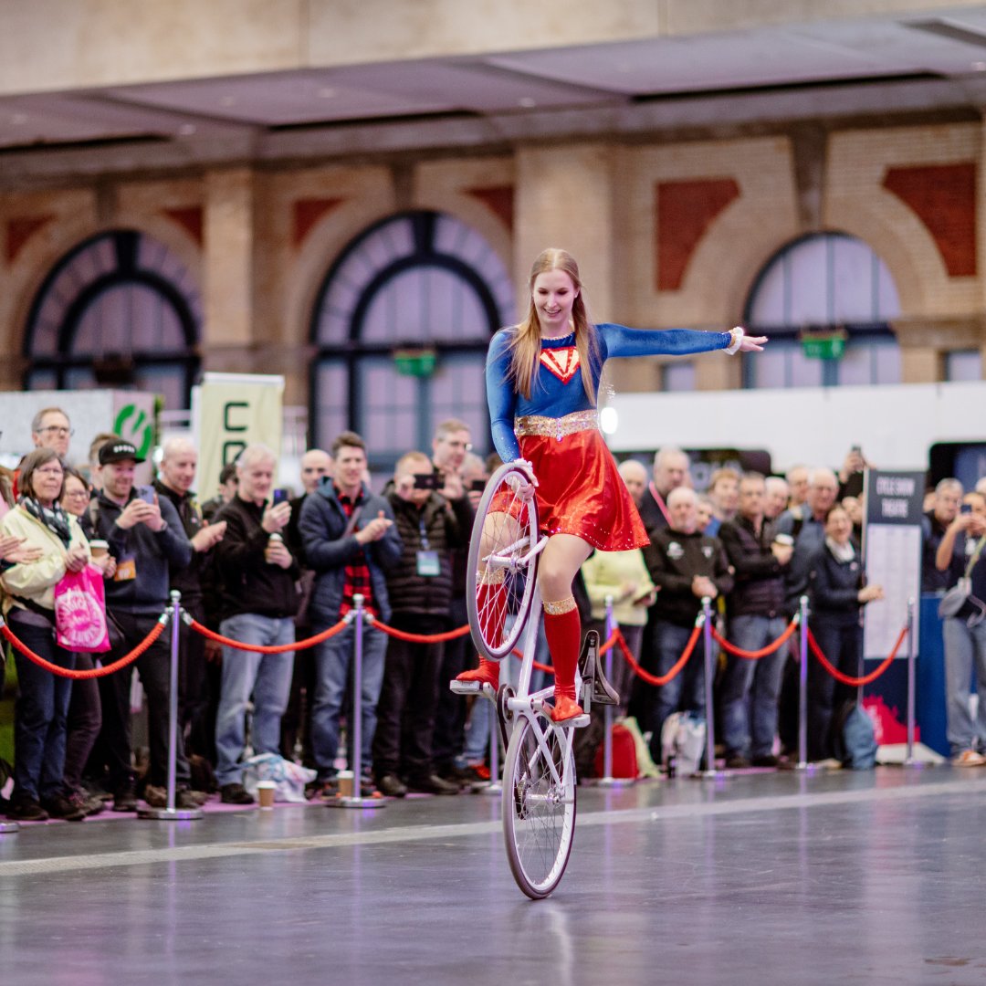 CycleShow's tweet image. The anticipated features of The Cycle Show 2023 came alive!⭐

The countless features and activities available did not disappoint, from Artistic Cycling to the iconic Jaw droppers or fascinating talks from cycling legends – it was a cycling lovers' dream.🚴‍♂️