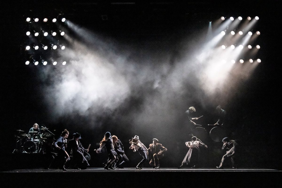 This way for the most epic combination of dance and fighting you'll see on stage. Birmingham, The Peaky Blinders are in town until Saturday. @brumhippodrome #PeakyBlinders #PeakyBlindersDance #PeakyFans #Rambert #ItsYourMove #UKTour 📸: Johan Persson