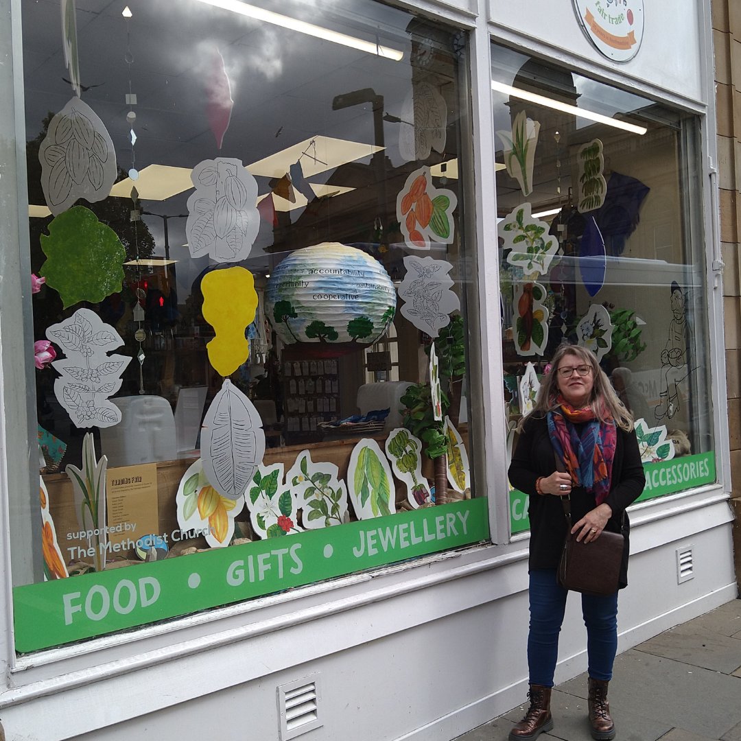 rainbowturtleUK's tweet image. We're delighted and honoured to have Caroline and her Studio 14 art groups' work in our Rainbow Turtle window! 🎨 

The piece is called Trading Fair 🌍 

'Trading Fair' is a collaborative installation by Caroline Watson and members of her Studio 14 art groups based in Paisley.