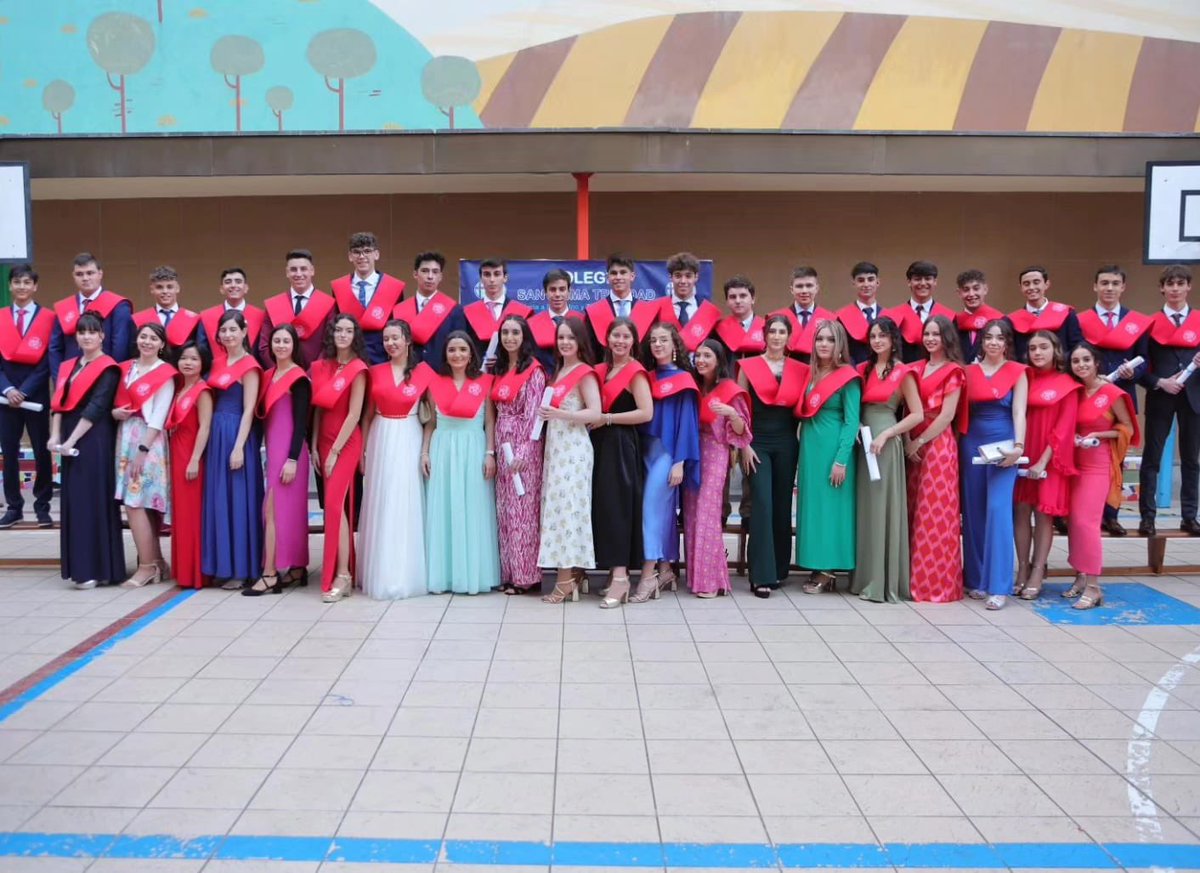 Colegio Santísima Trinidad Salamanca tweet media