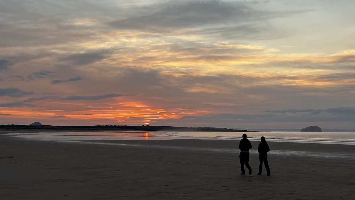 Lovely sunset at Belhaven Bay @goeastlothian