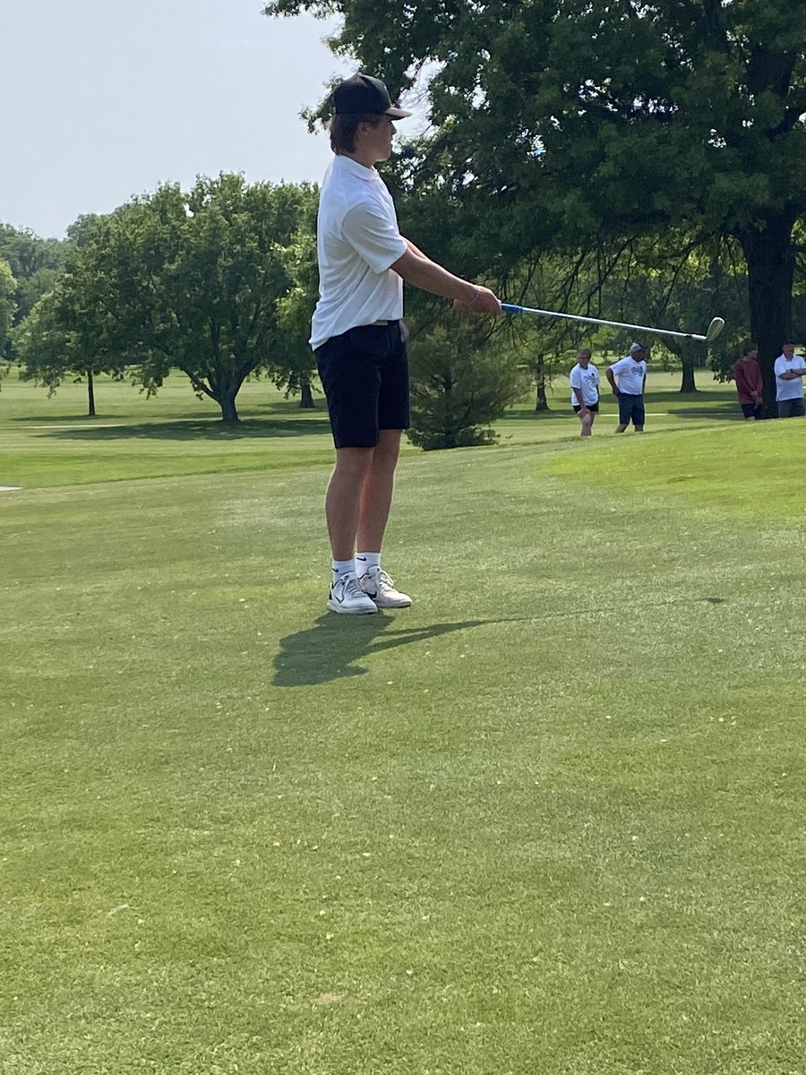 SL_BoysGolf's tweet photo. Hole out for Eagle to end his State Tournament. Could not be prouder of his efforts on a very tough course! I know it’s not how you wanted to play, but I am proud of you! Keep it up! The next 2 years are going to be special!! https://t.co/IeqMQ32yFq