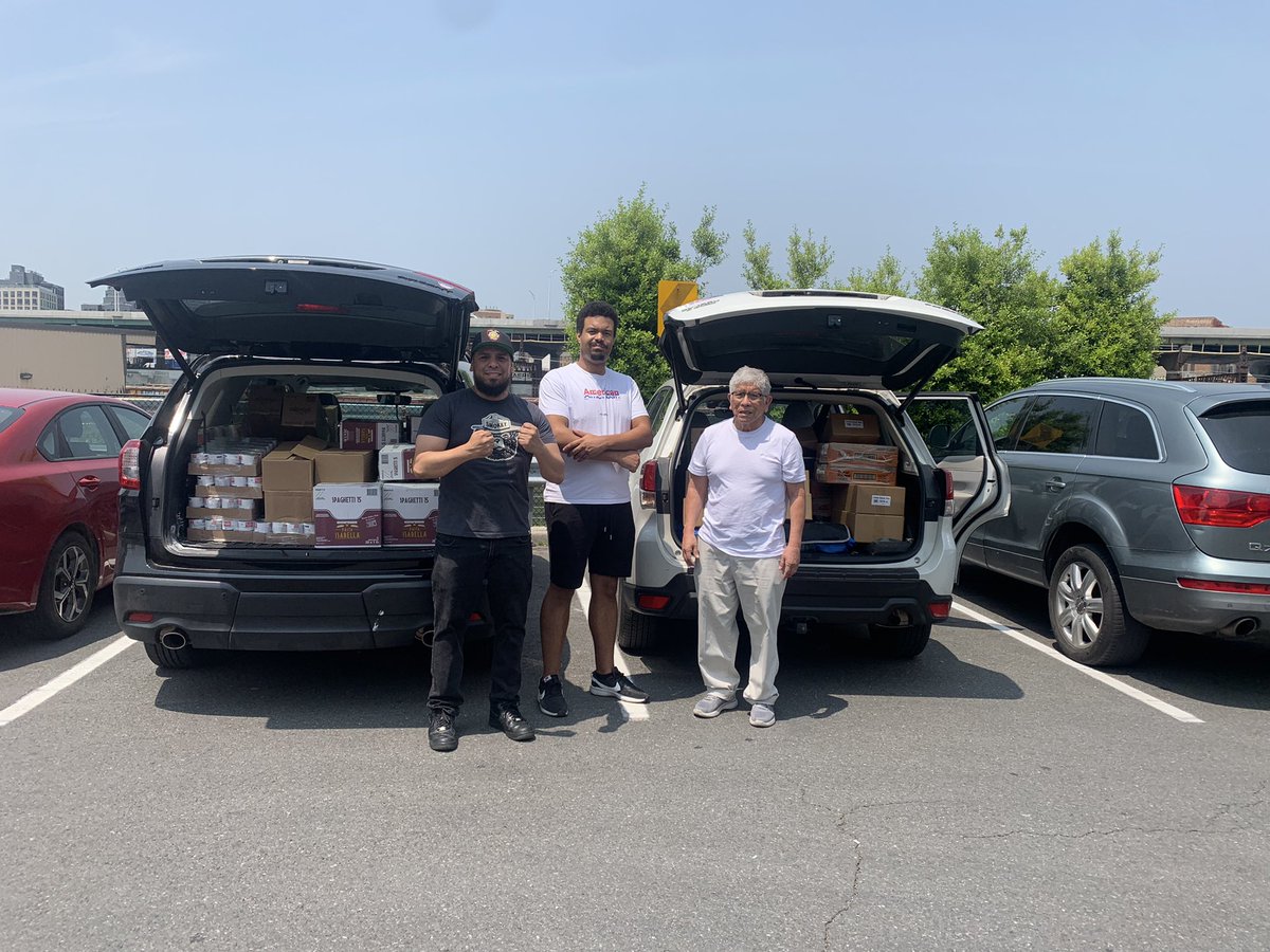 ImmortalTech's tweet photo. Please support us if you can. We are a 501c3 charity all donations are tax deductible. Tomorrow we will be in Harlem giving out 100 food packs for the people of NYC. Link: https://t.co/vXuV6wSMyf https://t.co/1JZxxU8bGx