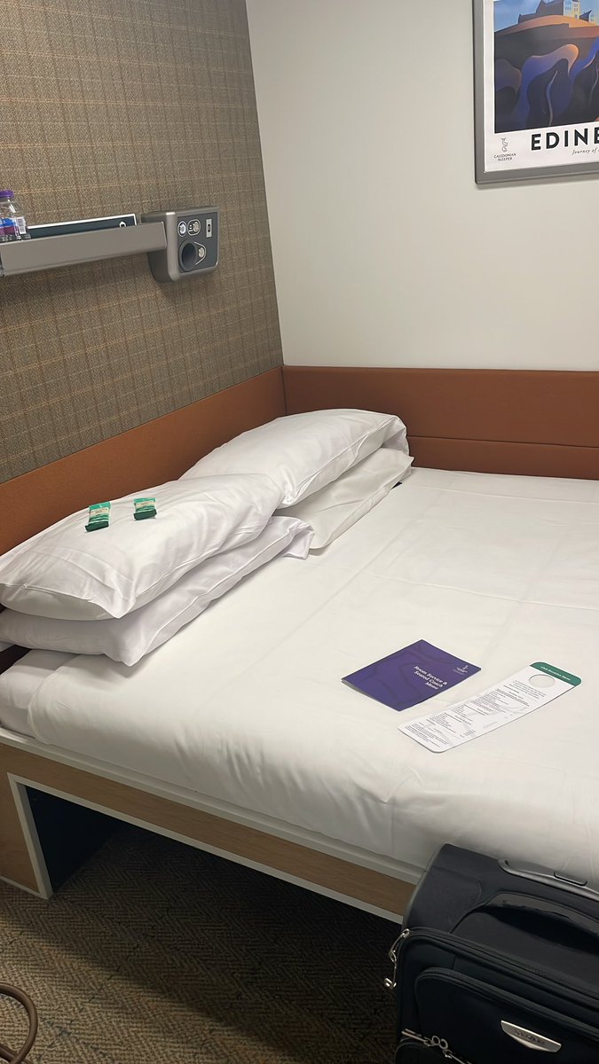 Just settling in for a nice journey back to London after a busy few days in Glasgow. <a href="/CalSleeper/">Caledonian Sleeper</a>