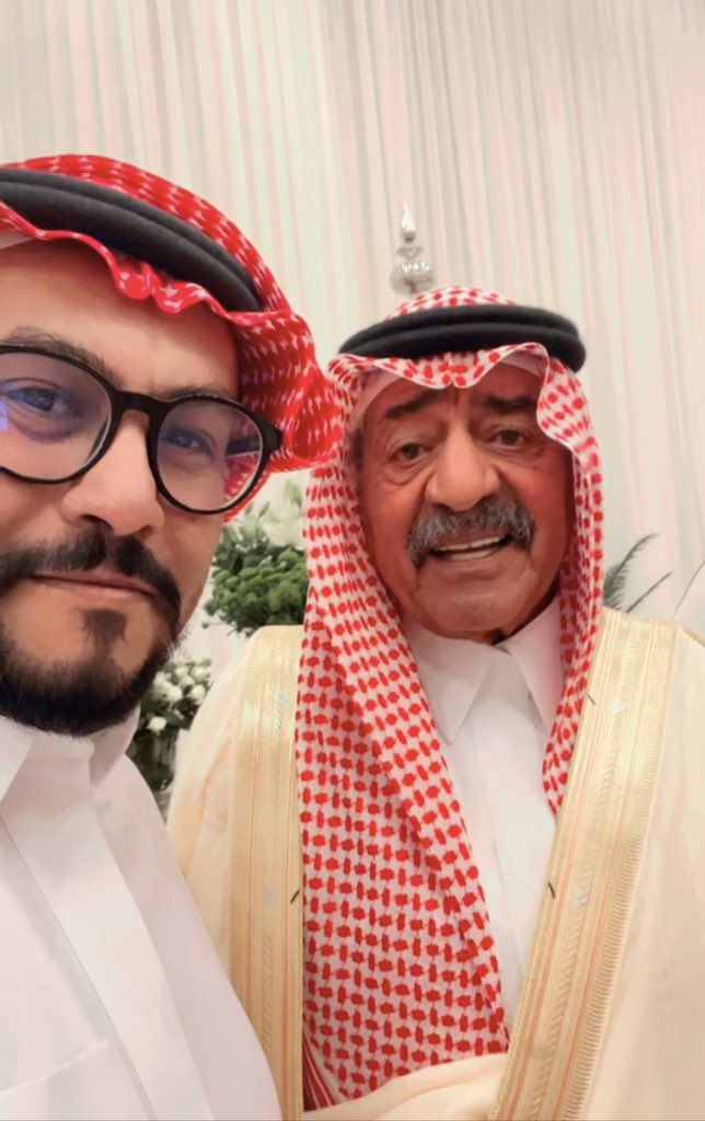 qqww11155's tweet photo. تشرفت هذا المساء البارح بحضور مناسبة زواج صاحب السمو الملكي الامير / سعود بن هذلول عبدالعزيز ال سعود على كريمة صاحب السمو الامير / فيصل بن محمد بن تركي ال سعود اوادام الله افراحهم 🌹
وهنا عدة صور 👇🏻 https://t.co/21bTs8OYAS