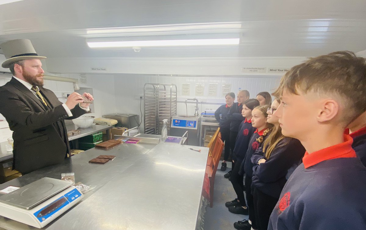 SyrHughTech's tweet image. Fantastic Day at #MelinLlynon 

Pupils had a masterclass in creating the #siocled bars following a curriculum based enterprise of branding, packaging and creating the moulds and chocolate this year.

@AdobeExpress for branding @TechSoft_UK for packing @tinkercad for the mould.