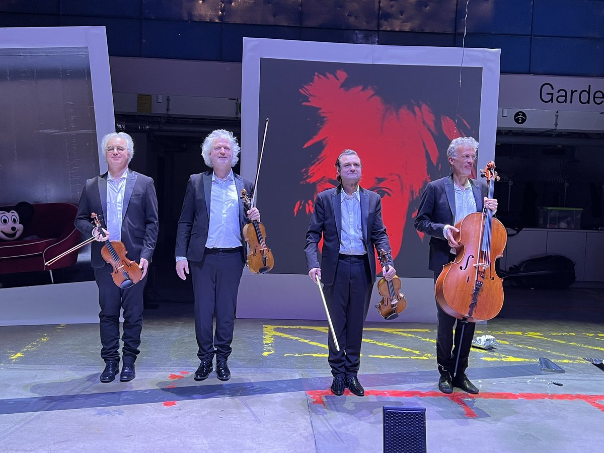 Ojweh's tweet image. Puh! Das war harter Tobak! #warhol #modernStringQuartet #HP8