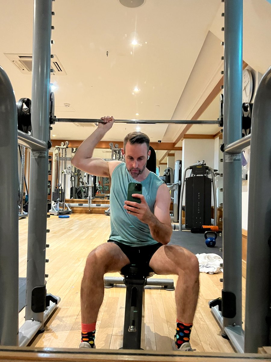 gymfithkg's tweet photo. Hello London
#workout #muscle #muscle_growth #MusclesMen #musclegrowth #fitness #FitnessMotivation ย #gym #selfie #gay #daddy #lgbt #Tuesday #summer #arms #SelfieChallenge #London #Tuesday #musclebuilding #Dudes #London_Boy https://t.co/IPPfg9gs04