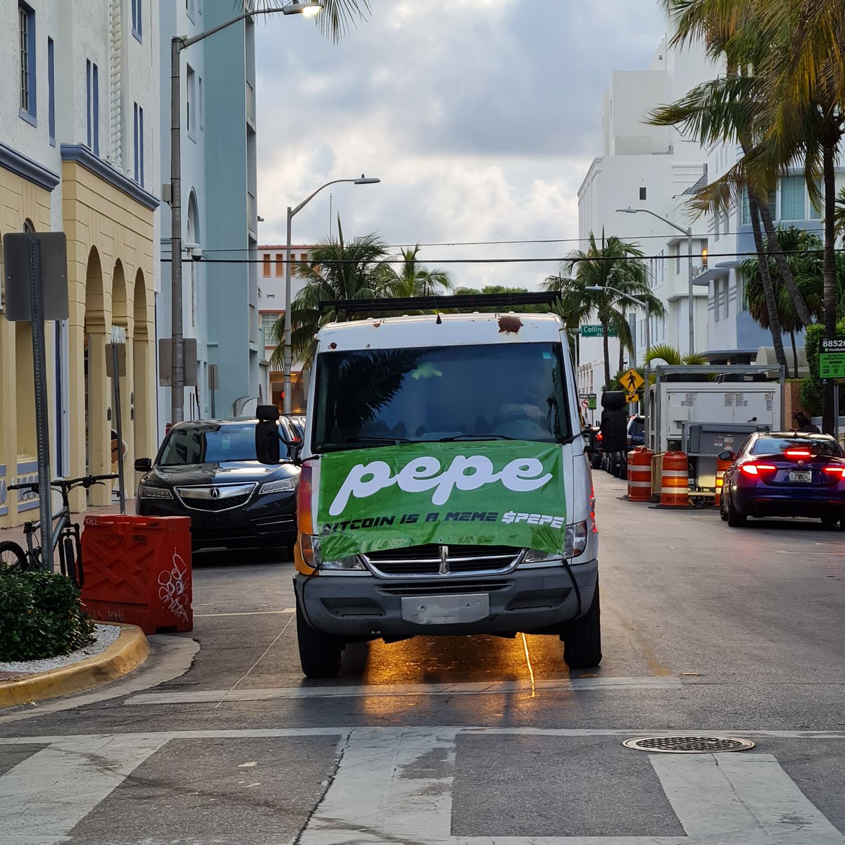 made_by_bill's tweet photo. #pepe #miami #sobe #USA https://t.co/NU2cu6nR4f