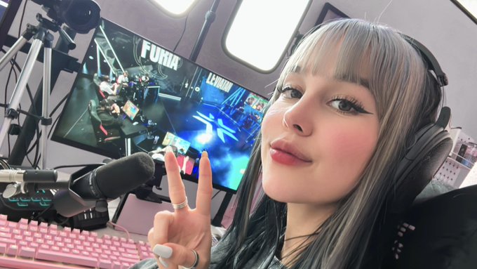 Ven al stream, estamos viendo la #VCTAmericas   https://t.co/wcNc7vUkDz 💜 https://t.co/piH6VbAuVk<a href="/tag/vctamericas"class="tags">#VCTAmericas</a>