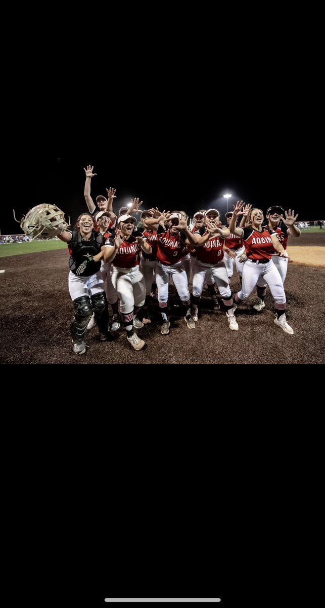 And that’s a 5-Peat for the GMC Tournament!!!!
And the last conference championship of my high school career. Proud to say we have won three conference titles during my time at STA. An exciting win with a great team❤️❤️

<a href="/UAlbanySB/">UAlbanySB</a> <a href="/STATrojansSB/">STATrojansSB</a>