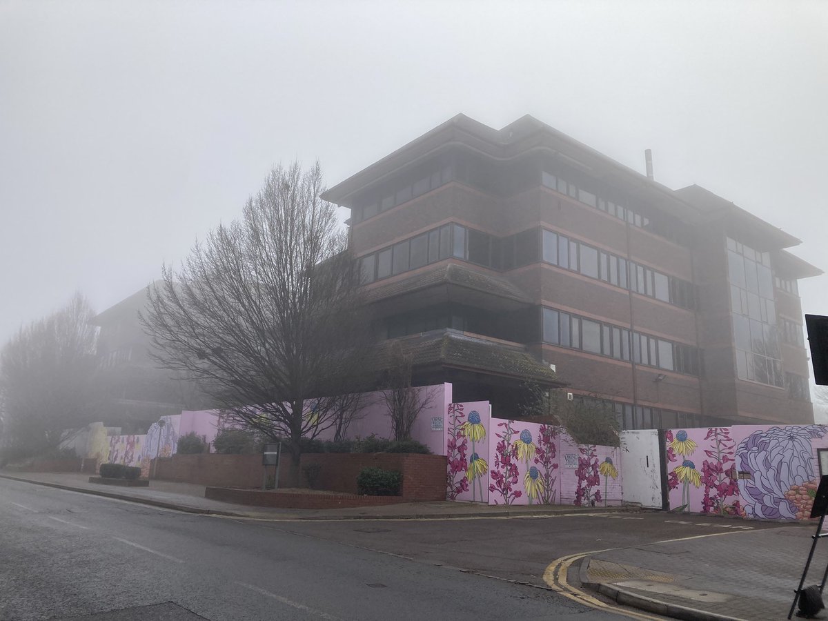 PhoenixCultural's tweet image. Nearly ready to sign lease!  @EcoWorldLondon are helping us but we need volunteers to help open a #grassroots #livemusic #cultural #arts #nonprofit #communityspace in #woking m.facebook.com/story.php?stor… also we’d like to get the lifts working @BBCSurrey @Woking_NewsMail @RadioWoking