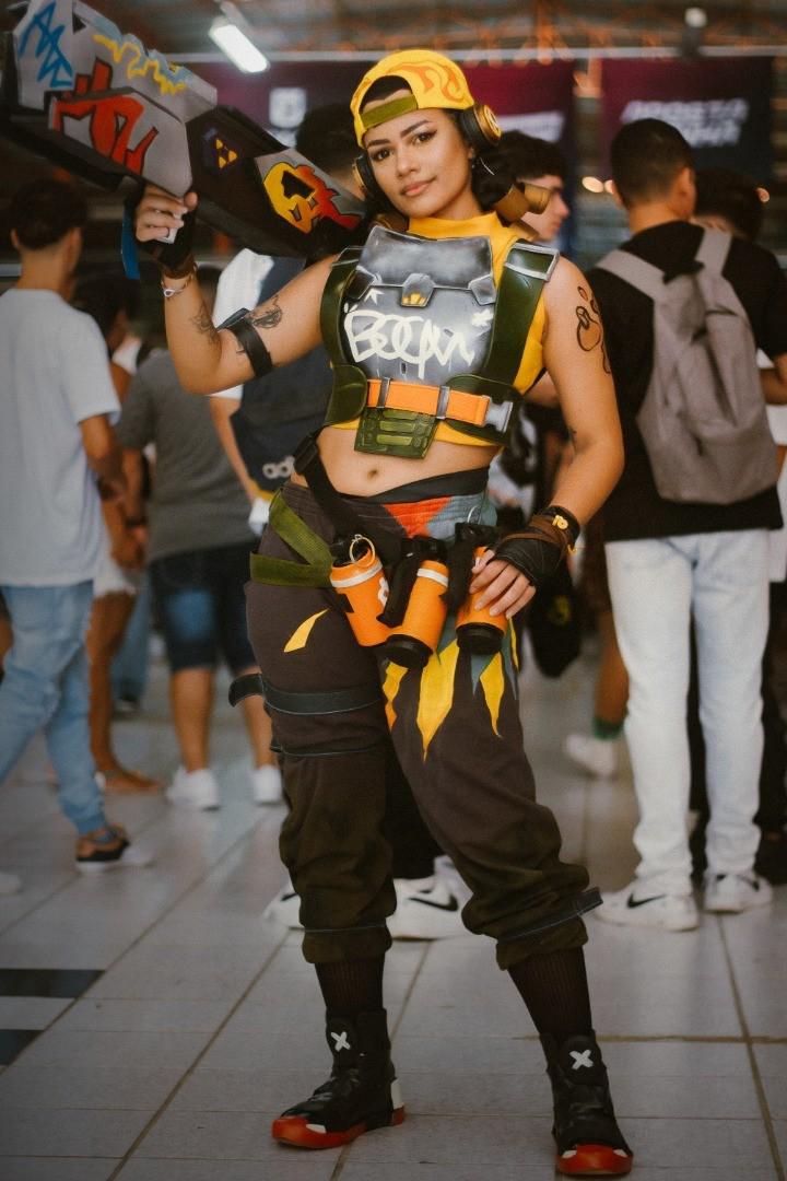 melcoser_twt's tweet photo. 💥🧡 Chegou o Reggae!
Raze - Valorant
Evento: Abnogg
#raze #razecosplay #cosplay #cosplayer #valorant #valorantcosplay #abnogg #nogg #cosplaypernambuco @VALORANTBrasil @PlayVALORANT @riotgames https://t.co/ccBC851o3Q