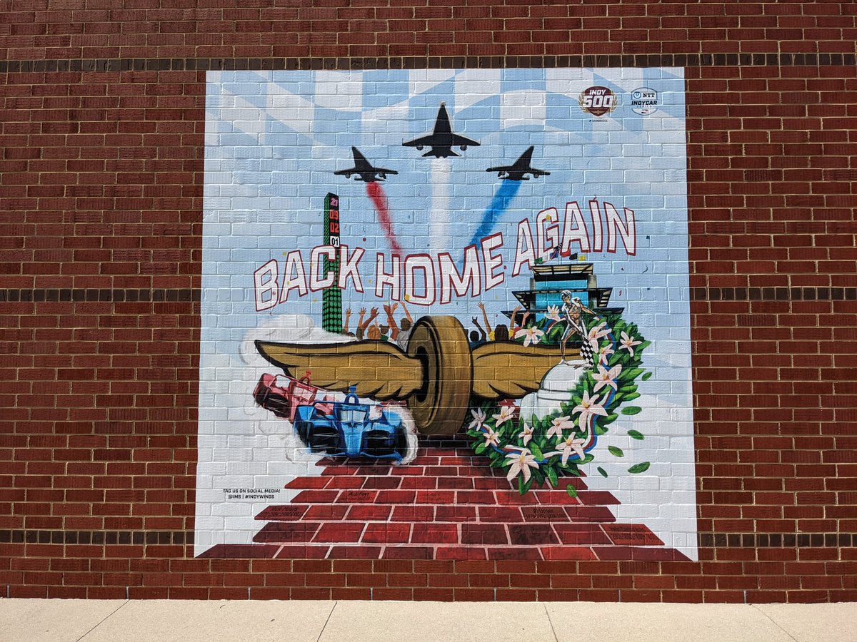 russellenvy's tweet photo. @IMS I was actually at the Clay Terrace Mall a little bit ago!
#Indy500 #IndyWings https://t.co/l4eAsyHqYS