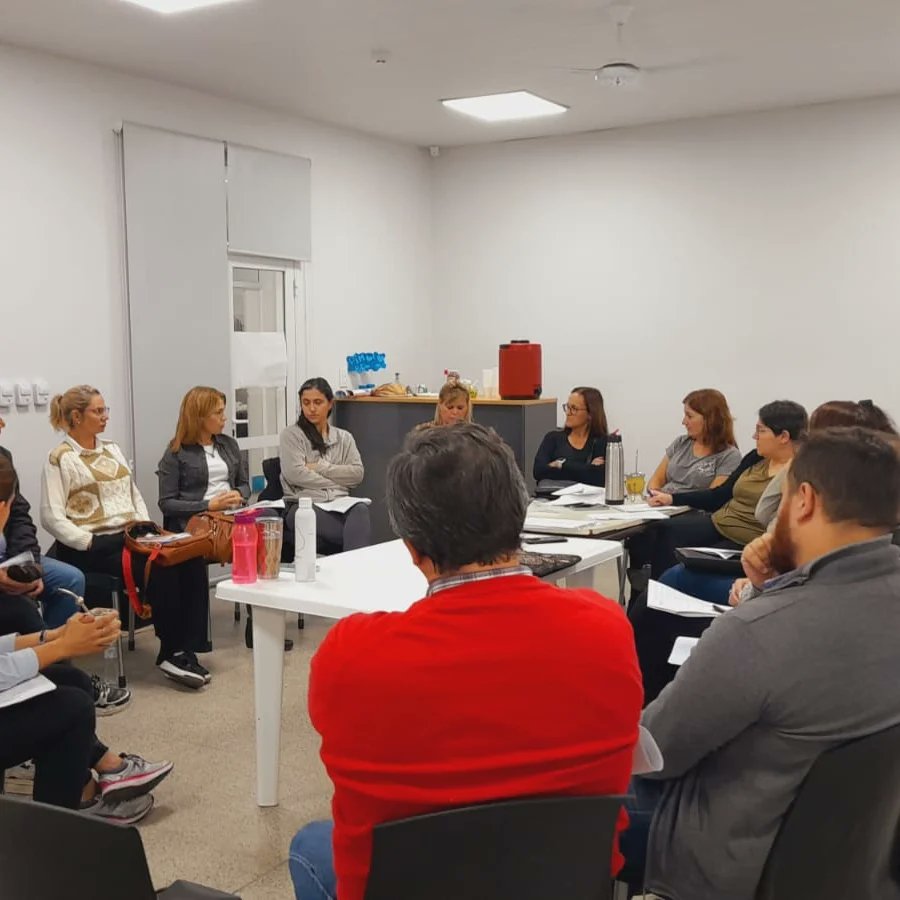 ProsaneC's tweet photo. #SaludEscolar   #Chaco 

Mesa de trabajo para la reglamentación de la ley entornos escolares saludables.

#ProsaneChaco
#SaludPública 
#educacion 
#ArgentinaTeCuida https://t.co/9T3szvmVEz
