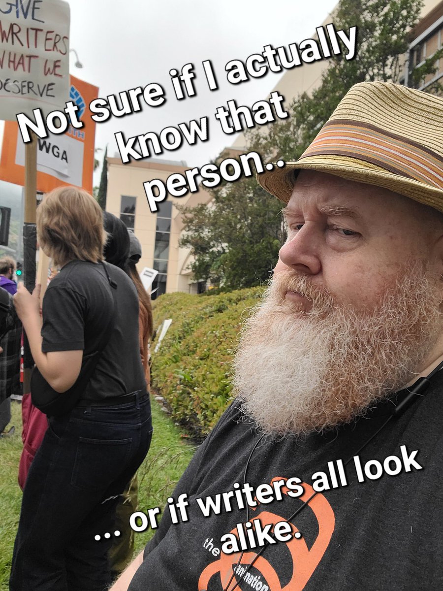 DoktorCalamari's tweet photo. Dilemma... https://t.co/Aeo9lPtT17
