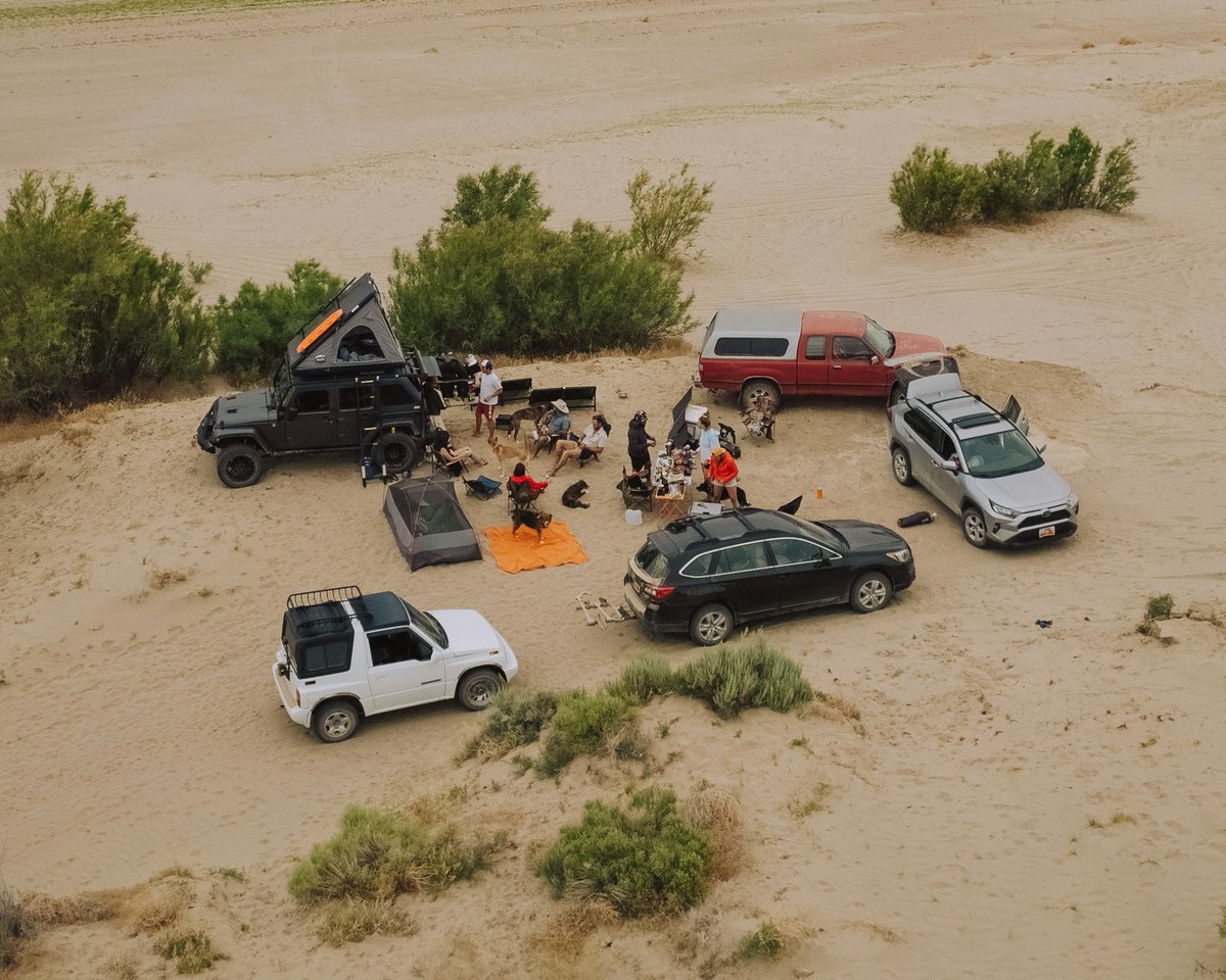 GoalZero's tweet image. Spending your summer in the sun? Take along a solar generator for extra power at the beach, in the backyard, and on your weekend camping trips... or all three at once. #summer #goalzero #poweredbygoalzero