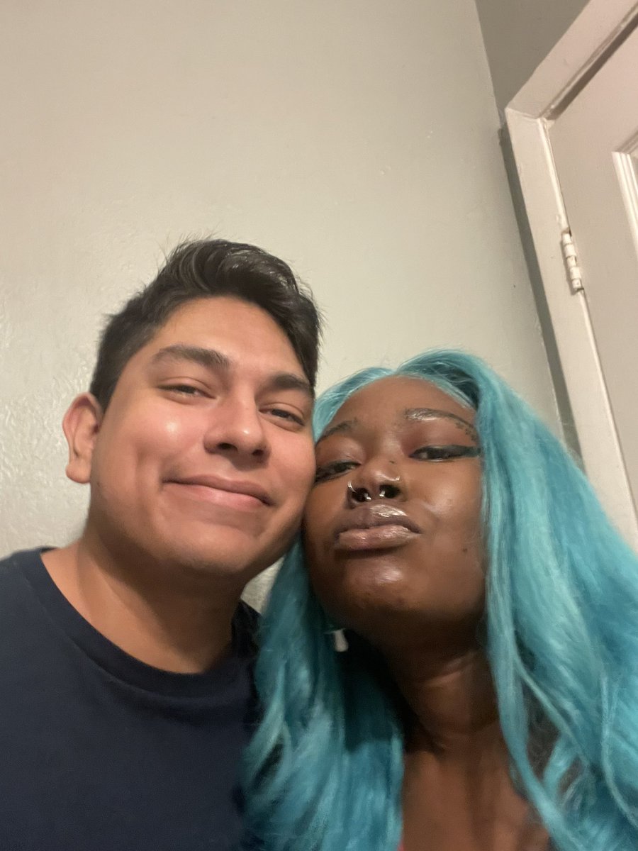 carbonated bussy juice🧃(fae/it) on Twitter: "reminder i’m a trans wifeguy so like my wife is a